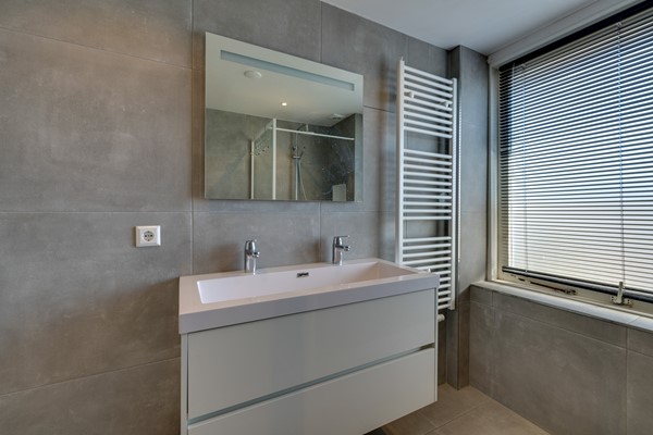 Medium property photo - Overweerse Polderdijk 124, 1442 AE Purmerend